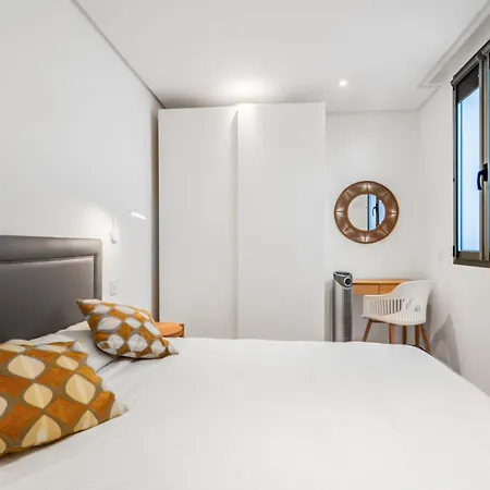 Canteras Lighthouse * Las Palmas de Gran Canaria