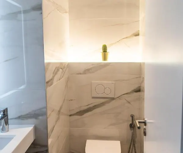 Canteras Lighthouse *